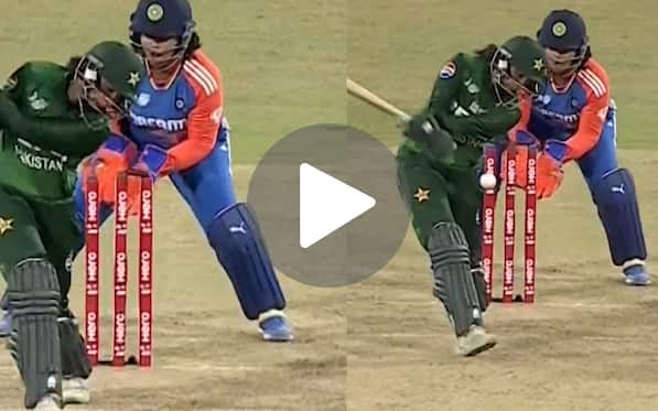 [Watch] Shreyanka Patil Knocks Down Pakistan For 108 With A Dangerous Slider In Asia Cup 2024